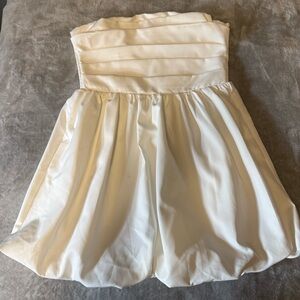 NWT Showpo Bubble Hem Dress size 10